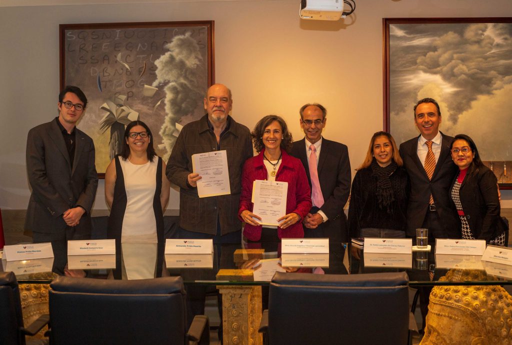 Para impulsar la educación en México se firma convenio con Universidad Internacional del Talento