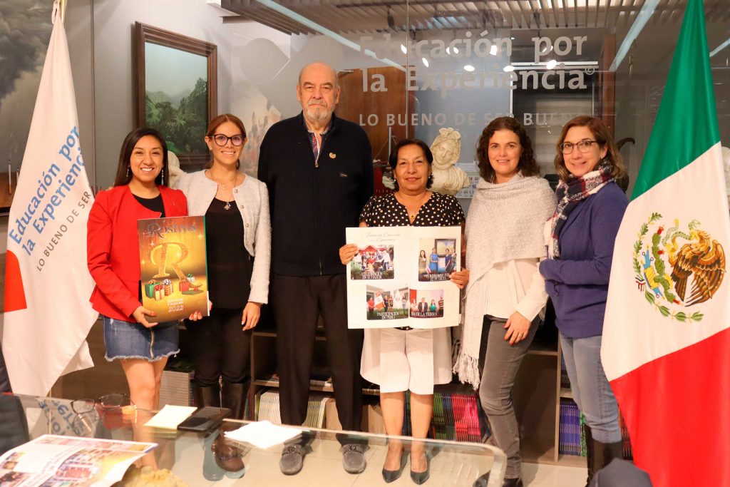 Autoridades del Colegio Mi Perú visitan Fundación ExE